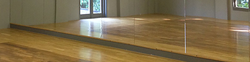 Spiegelglas voor dansschool